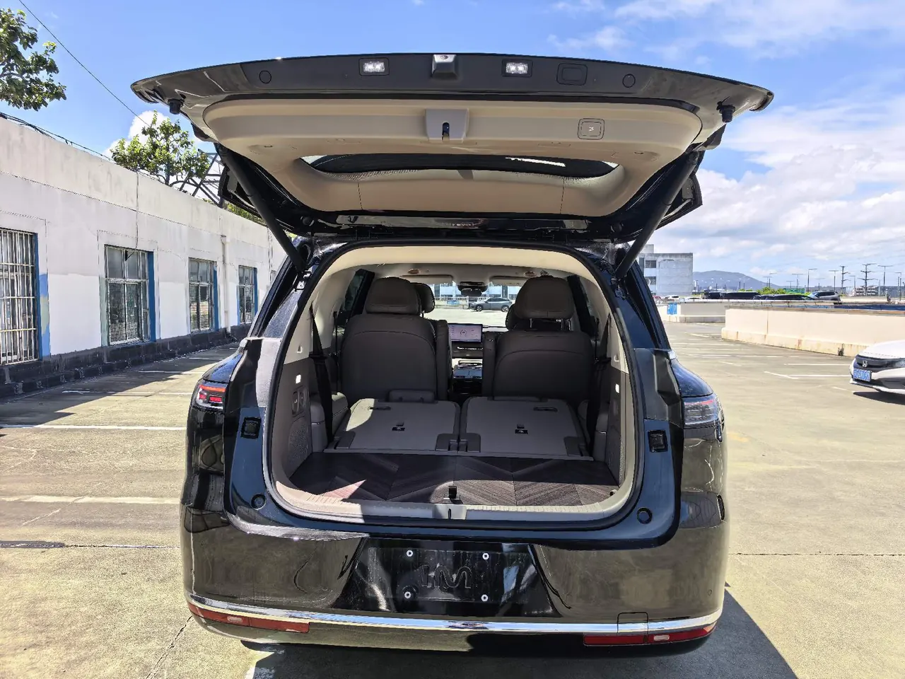 IM 2026 IM LS9 52 Ultra Automatic 7