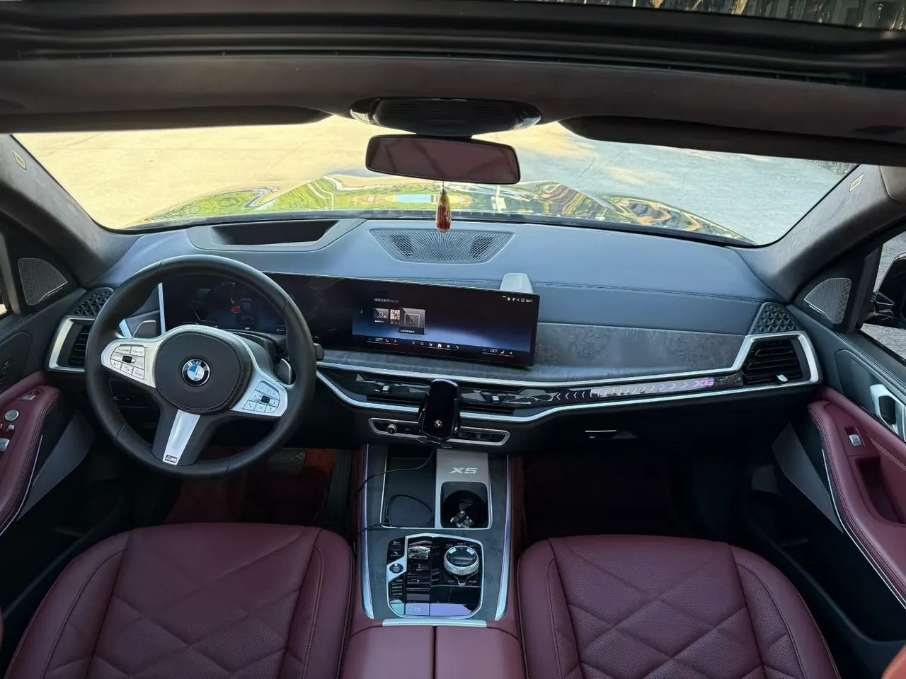 BMW 2023 X5 xDrive30Li 48V 2.0T exclusive m sports obsidian night suit automatic gear 5