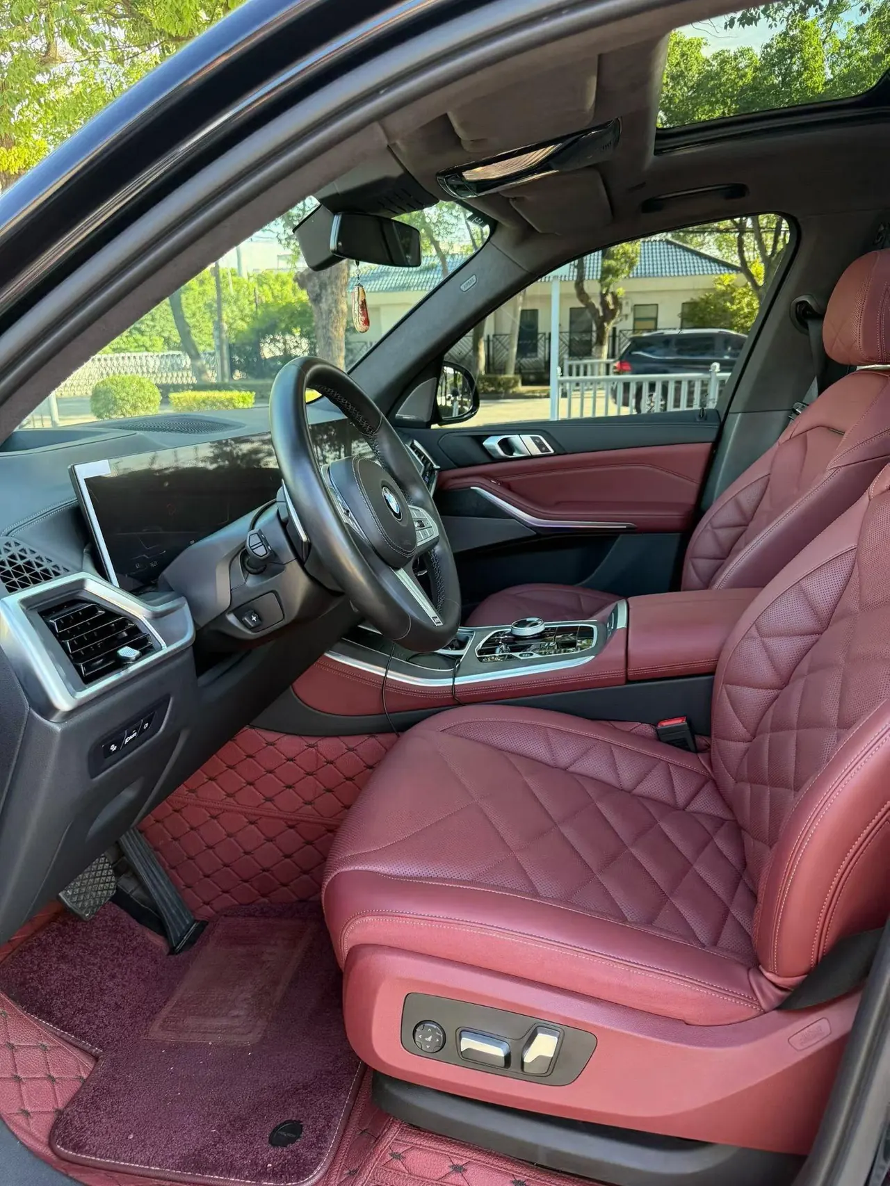 BMW 2023 X5 xDrive30Li 48V 2.0T exclusive m sports obsidian night suit automatic gear 6