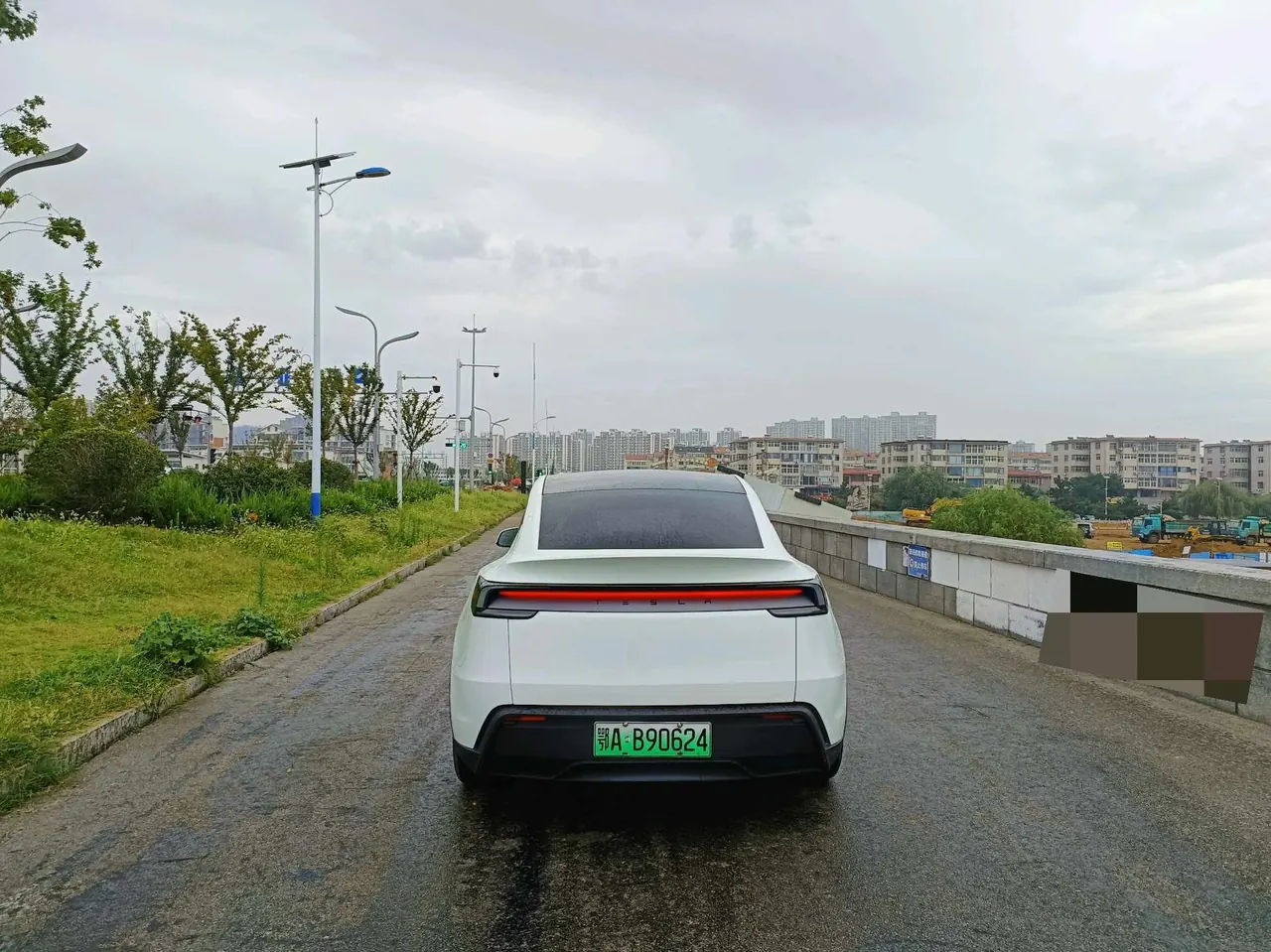Tesla 2025 Model Y rear-wheel drive version automatic transmission 4