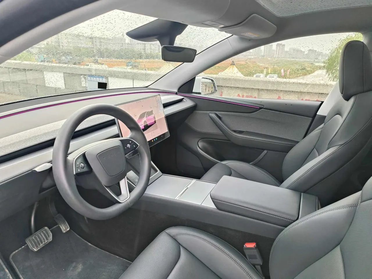 Tesla 2025 Model Y rear-wheel drive version automatic transmission 5