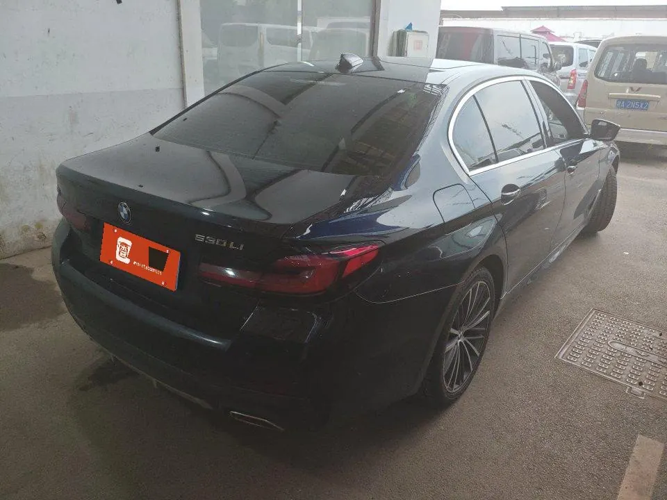 BMW 5 Series 2022 530Li 2.0T Leading M Sports Suit (Modified) Automatic Gear 2