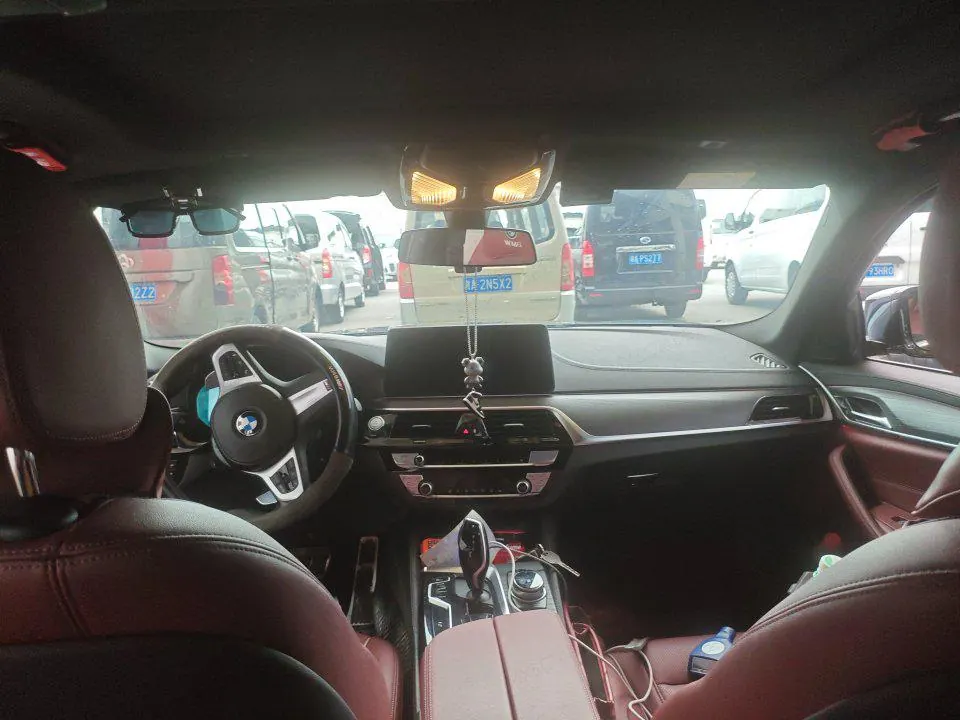 BMW 5 Series 2022 530Li 2.0T Leading M Sports Suit (Modified) Automatic Gear 3