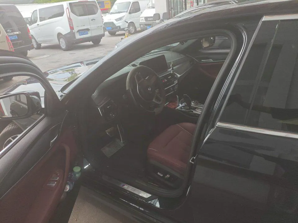 BMW 5 Series 2022 530Li 2.0T Leading M Sports Suit (Modified) Automatic Gear 6
