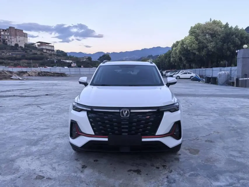 ChangAn 2023 CS35 PLUS 1.4T Enjoy Deluxe Automatic Gear 2