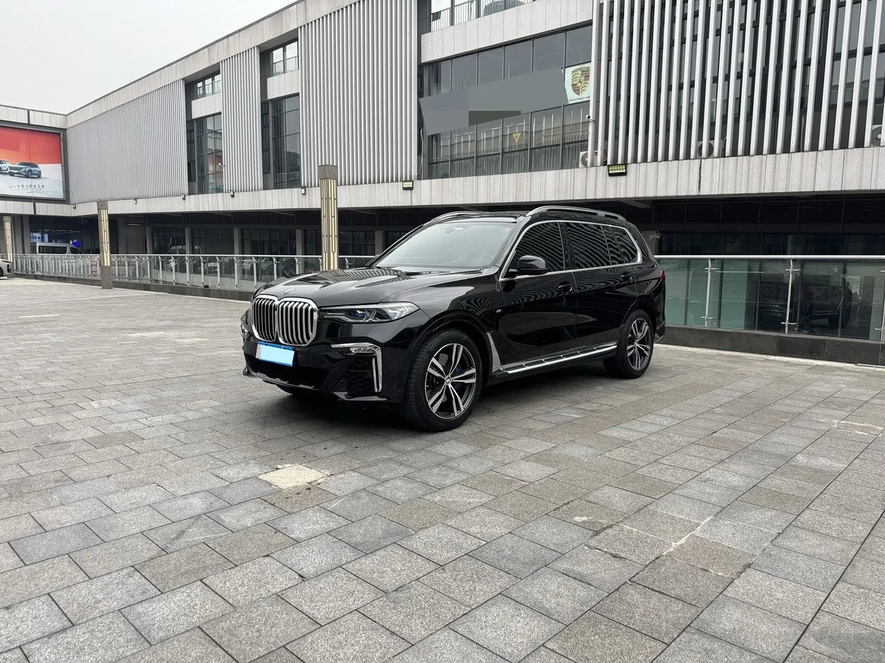打开图片灯箱:BMW X7 (Imported) 2020 X7 xDrive40i 3.0T Exclusive M Sports Suit Automatic Gear