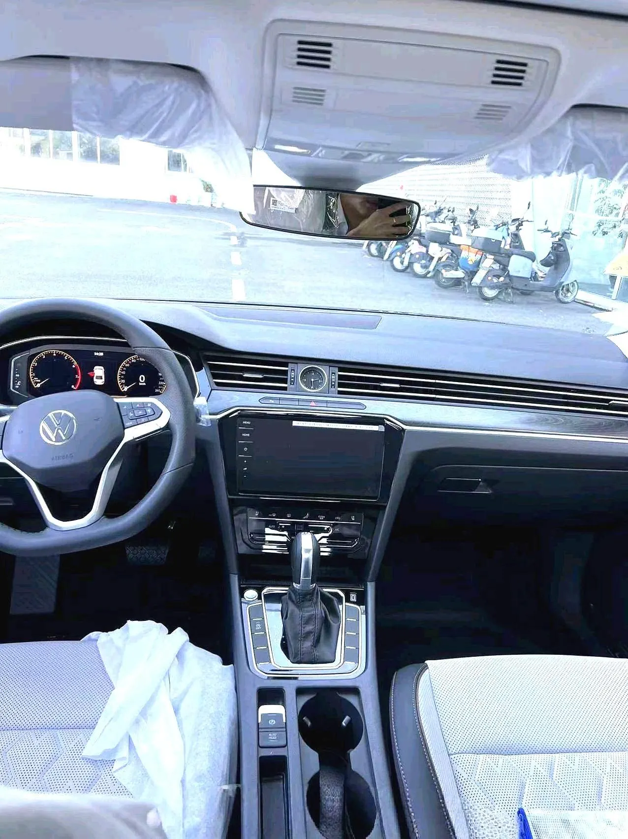 Volkswagen 2026 Magotan 2.0TSI 380TSI 30 million selected luxury automatic gear 4