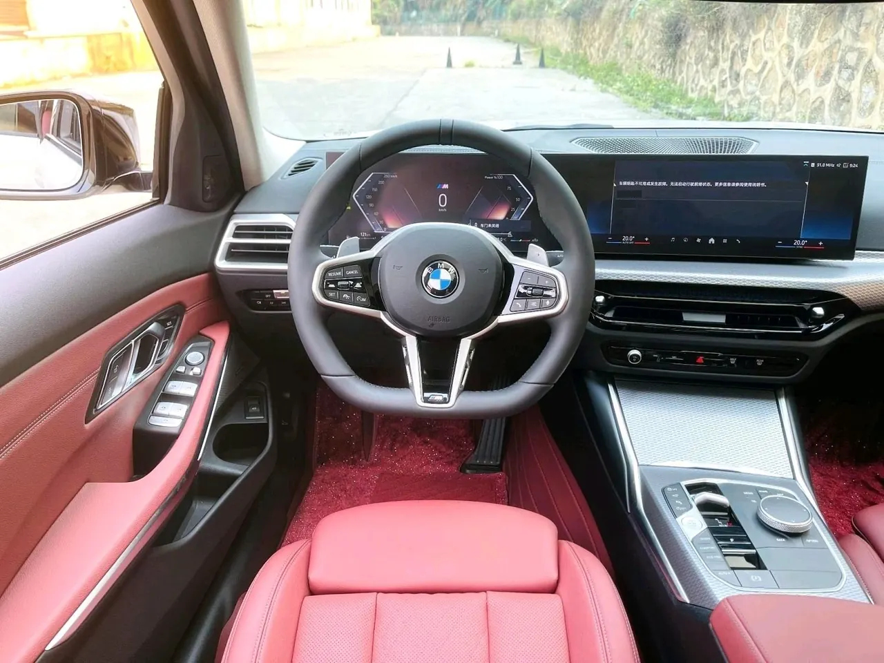 BMW 3 Series 2025 330Li 2.0T M Sports Obsidian Night Suit Automatic Gear 4