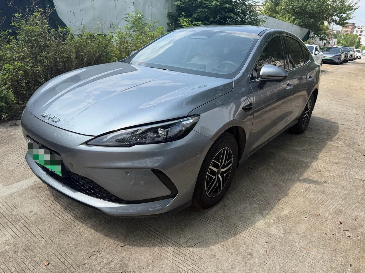 Open image lightbox: BYD 2025 seals 05 DM-i 1.5 stepless smart driving version 120KM flagship automatic gear