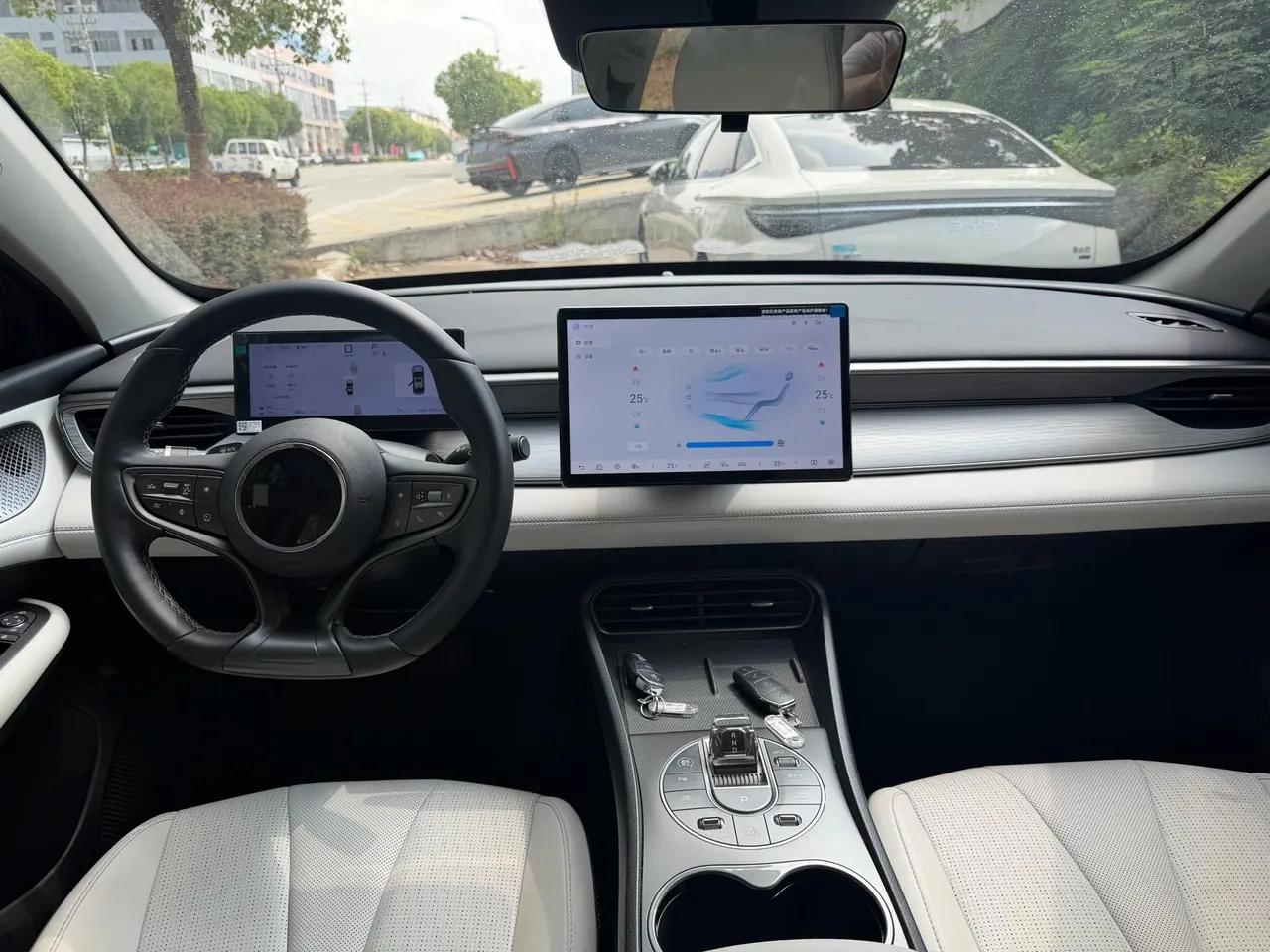 BYD 2025 seals 05 DM-i 1.5 stepless smart driving version 120KM flagship automatic gear 5