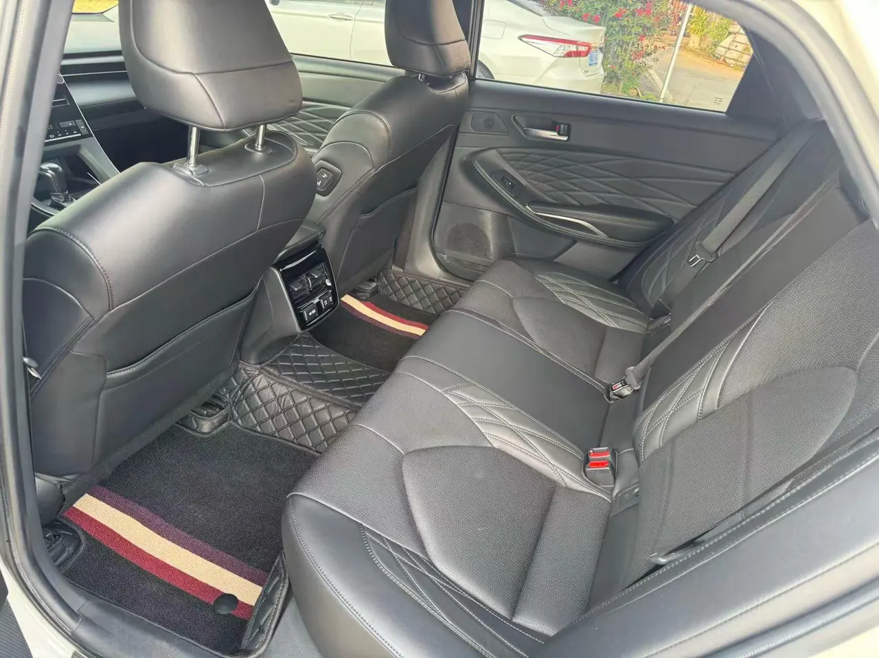 Toyota 2021 Asian Dragon 2.5 Touring Distinguished SPORT Edition Automatic 10