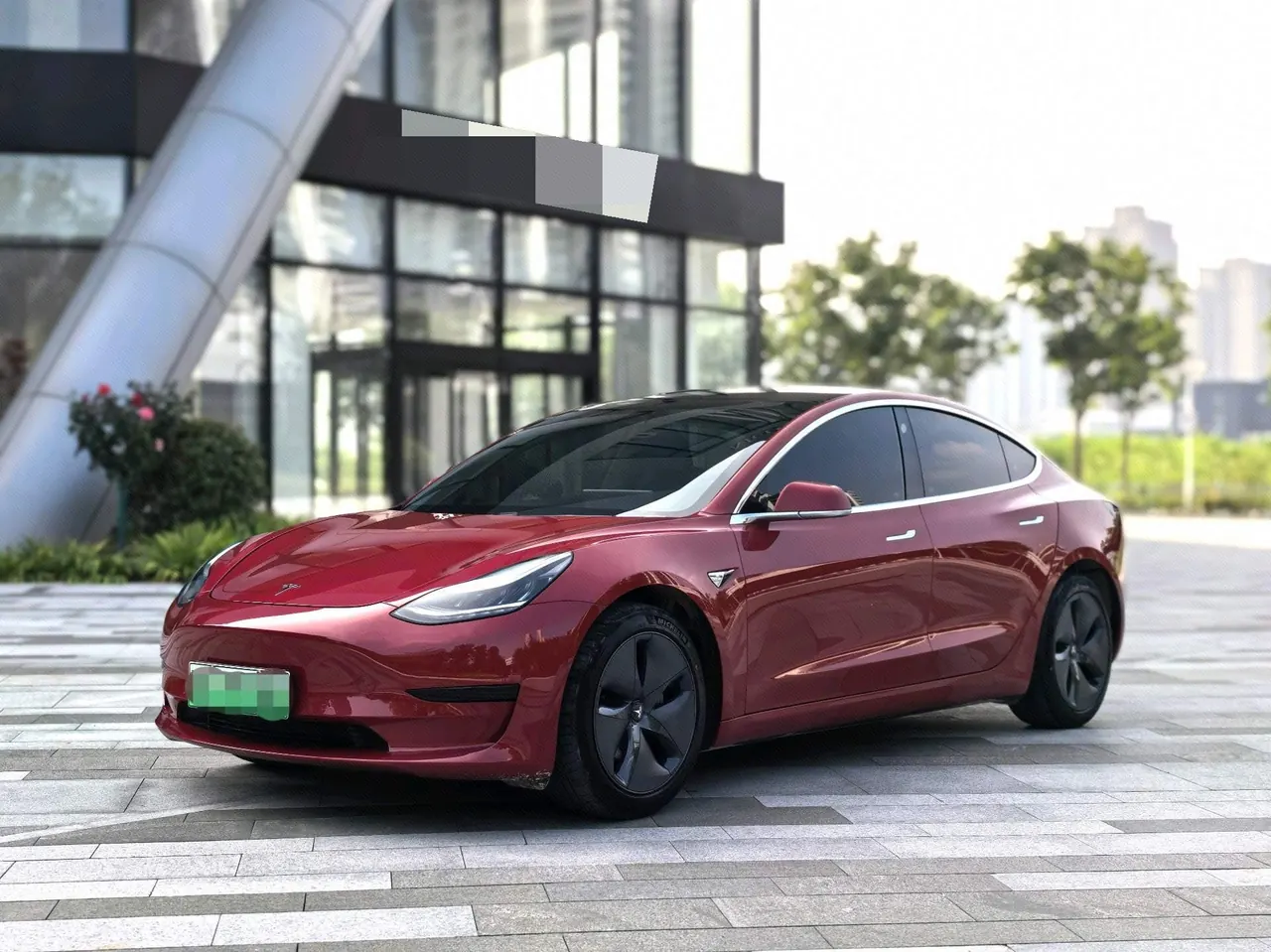 Open image lightbox: Tesla 2020 Model 3 Standard Endurance Rear Drive Upgraded Automatic Gear