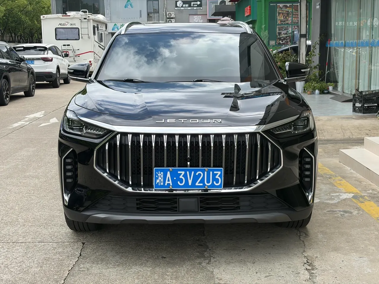 Jetour 2023 X70 PLUS 1.5T Brave PLUS7 Automatic Gear 2