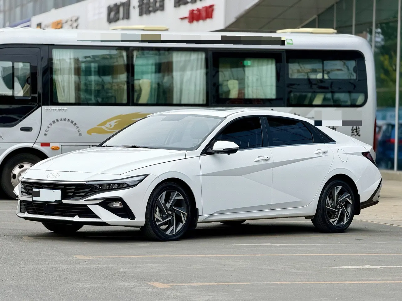 Open image lightbox: Hyundai 2023 Elantra-sedan 1.5 stepless GLX elite automatic gear