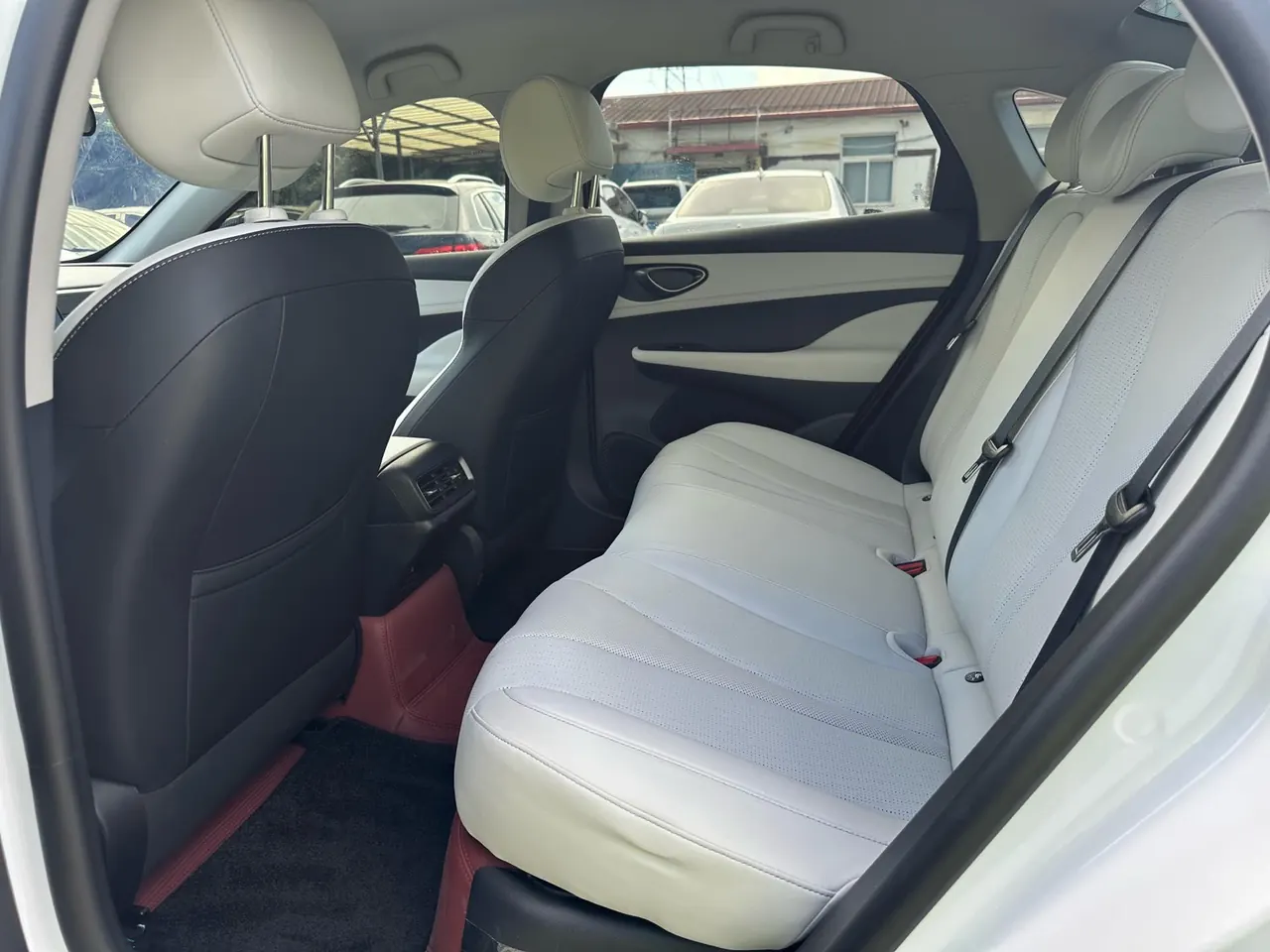 BYD 2025 seals 05 DM-i 1.5 stepless smart driving version 55KM luxury automatic gear 8