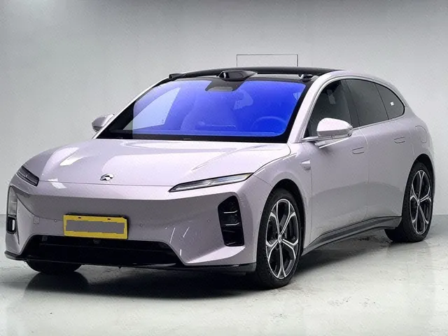 Open image lightbox: NIO 2025 ET5T 75kWh Touring automatic