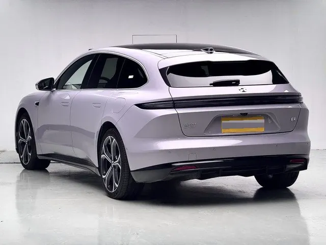 NIO 2025 ET5T 75kWh Touring automatic 2