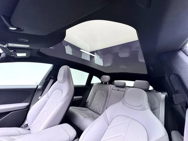 NIO 2025 ET5T 75kWh Touring automatic 7
