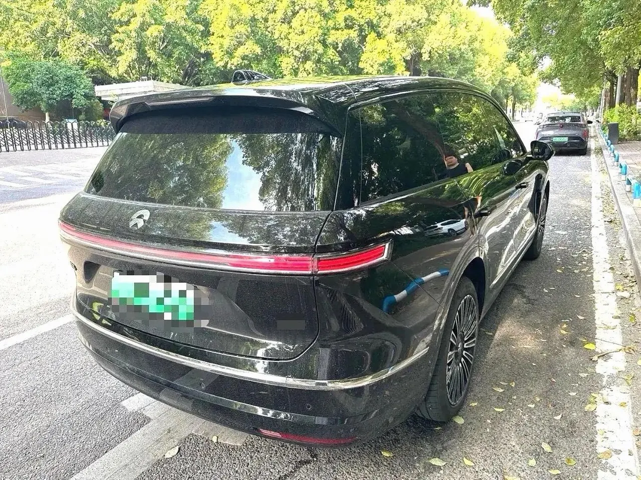 NIO 2026 ES8 6-seat executive deluxe automatic gear 5
