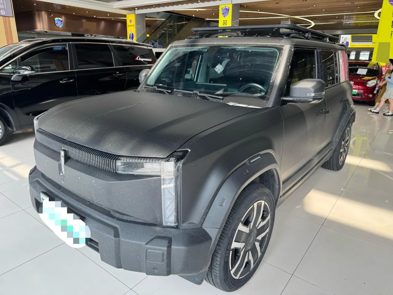 Open image lightbox: ICAR 2024 iCAR 03 501km 4-wheel drive long endurance advanced automatic gear