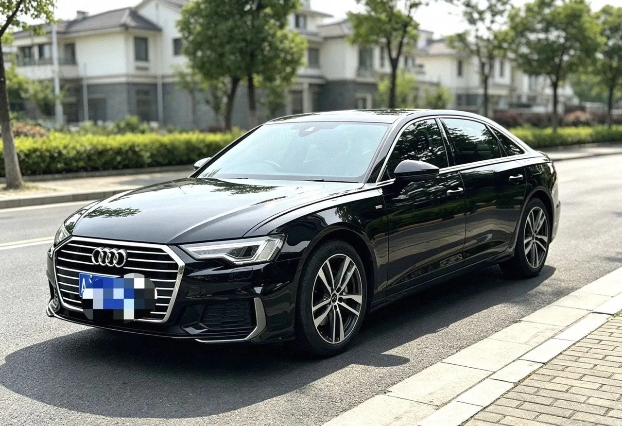 Open image lightbox: Audi 2022 A6L 2.0TFSI 40TFSI Deluxe Dynamic Automatic