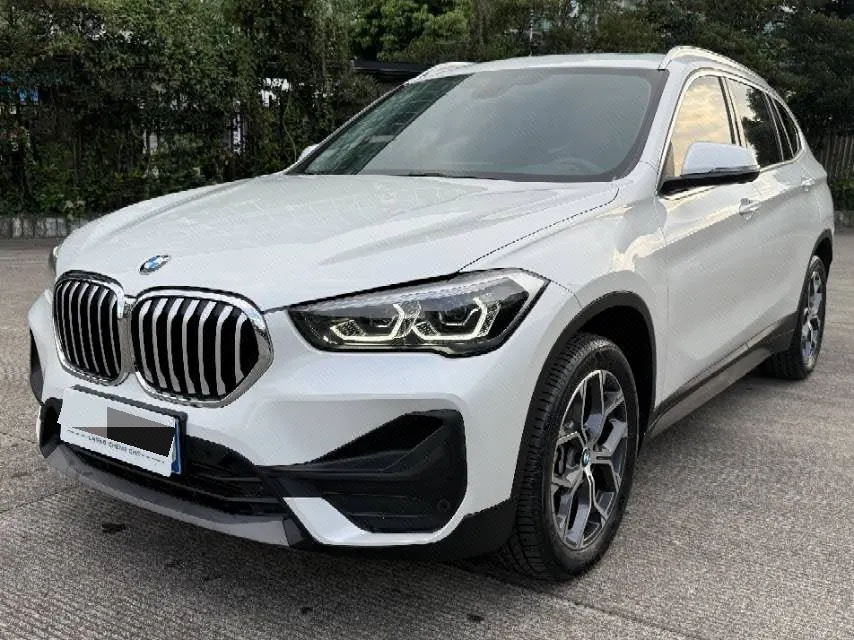 Open image lightbox: BMW 2022 X1 sDrive25Li 2.0T Leading Automatic Gear