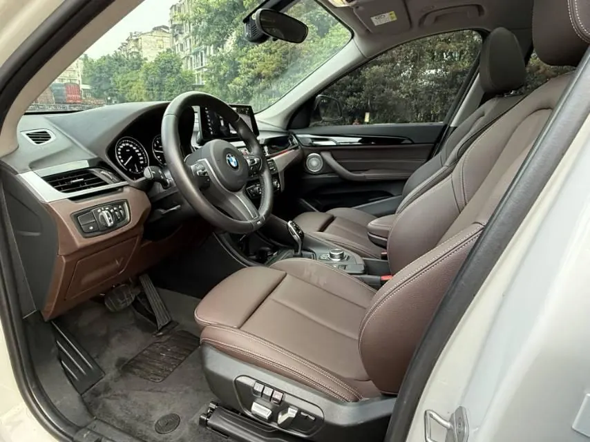 BMW 2022 X1 sDrive25Li 2.0T Leading Automatic Gear 4