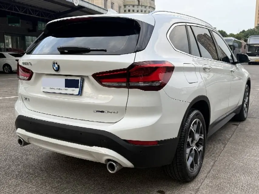 BMW 2022 X1 sDrive25Li 2.0T Leading Automatic Gear 9