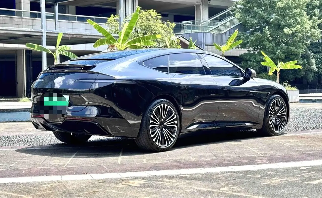 Avatr 2025 Avatr 12 Ultra Pure Electric Edition Four-wheel Drive Automatic 7