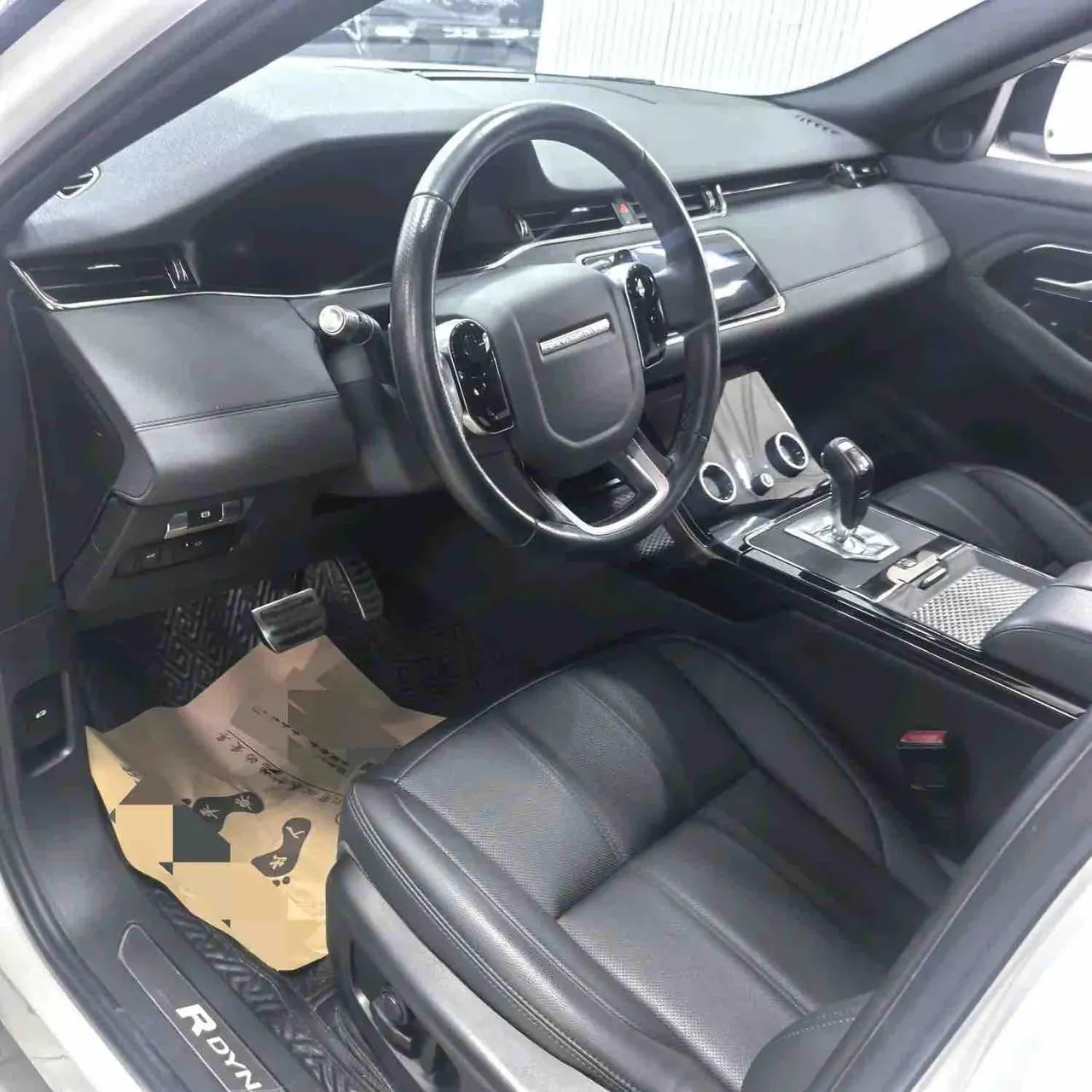 Land Rover 2020 Range Rover Aurora 48V 2.0T 249PS R-DYNAMIC SE Sports Technology Edition Automatic Gear 3