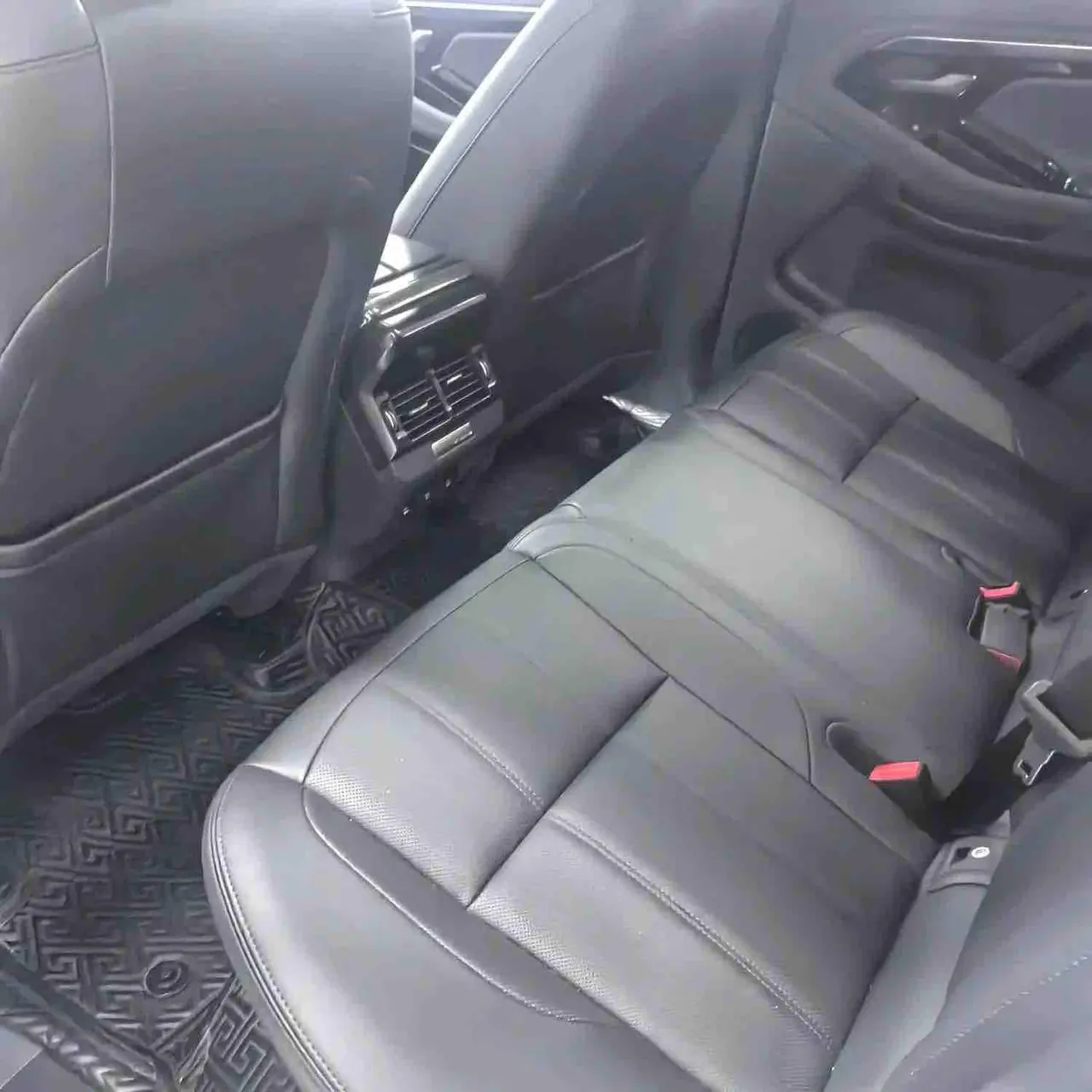 Land Rover 2020 Range Rover Aurora 48V 2.0T 249PS R-DYNAMIC SE Sports Technology Edition Automatic Gear 4