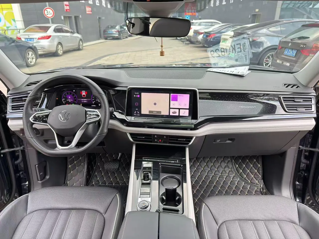 Volkswagen 2022 Tuang 2.0TSI 380TSI Four-wheel Drive Deluxe Edition Automatic Gear 13
