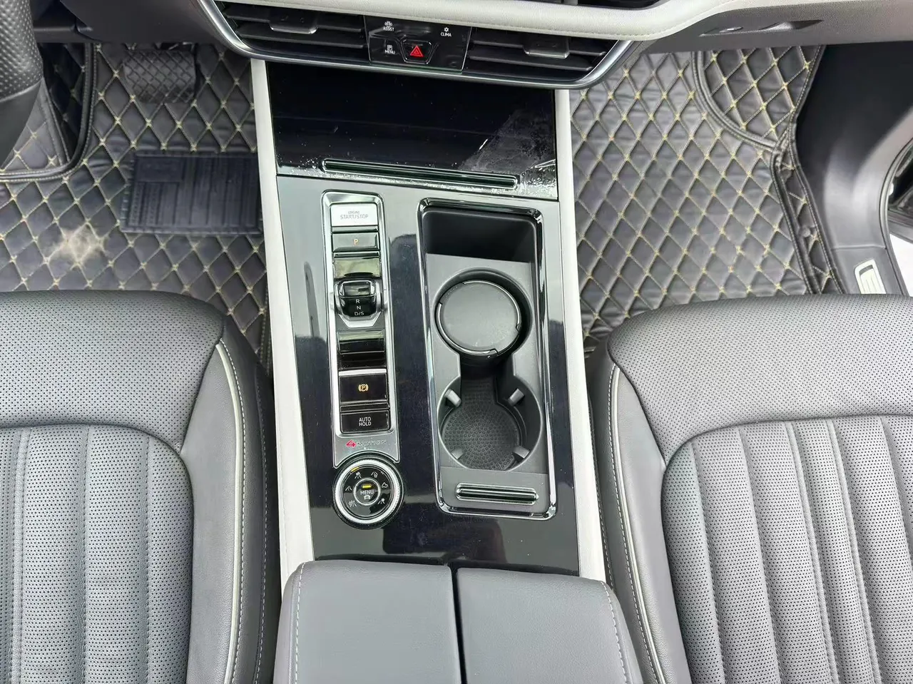 Volkswagen 2022 Tuang 2.0TSI 380TSI Four-wheel Drive Deluxe Edition Automatic Gear 14
