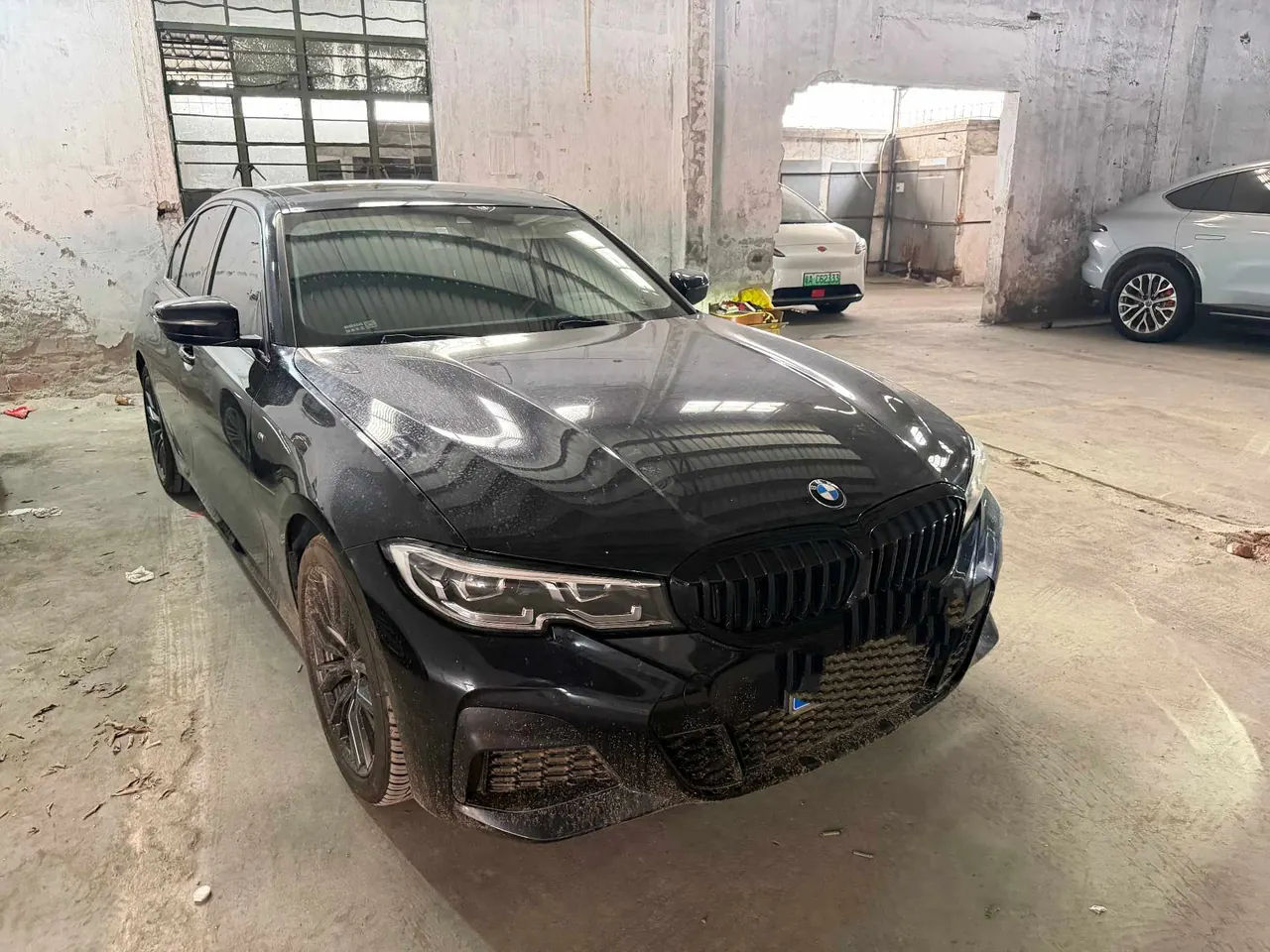BMW 3 Series 2020 325i 2.0T M Sports Obsidian Night Edition Automatic Gear 2