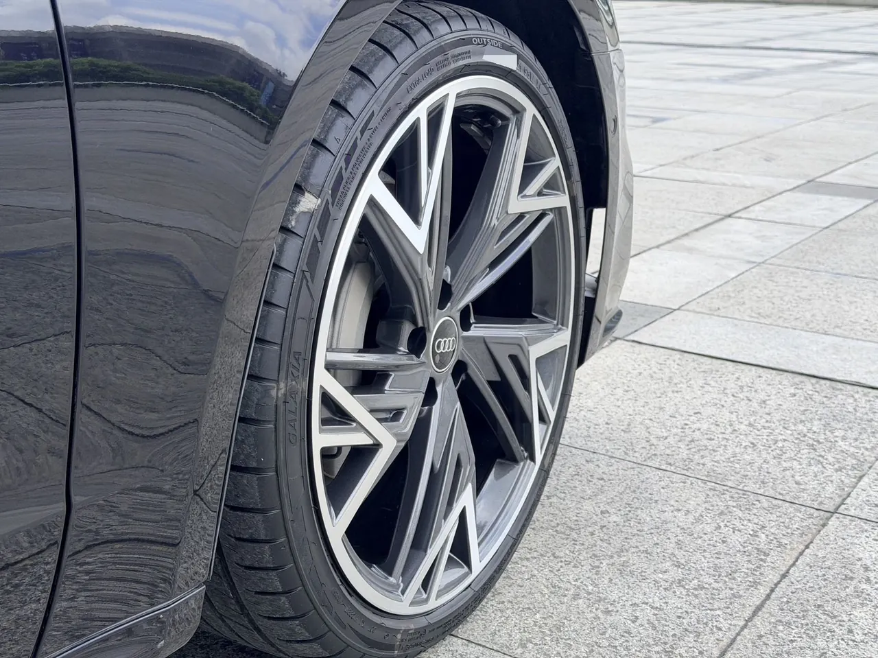 Audi 2024 A7L 2.0TFSI 45TFSI Quattro S-line Black Samurai Edition Automatic Gear 10