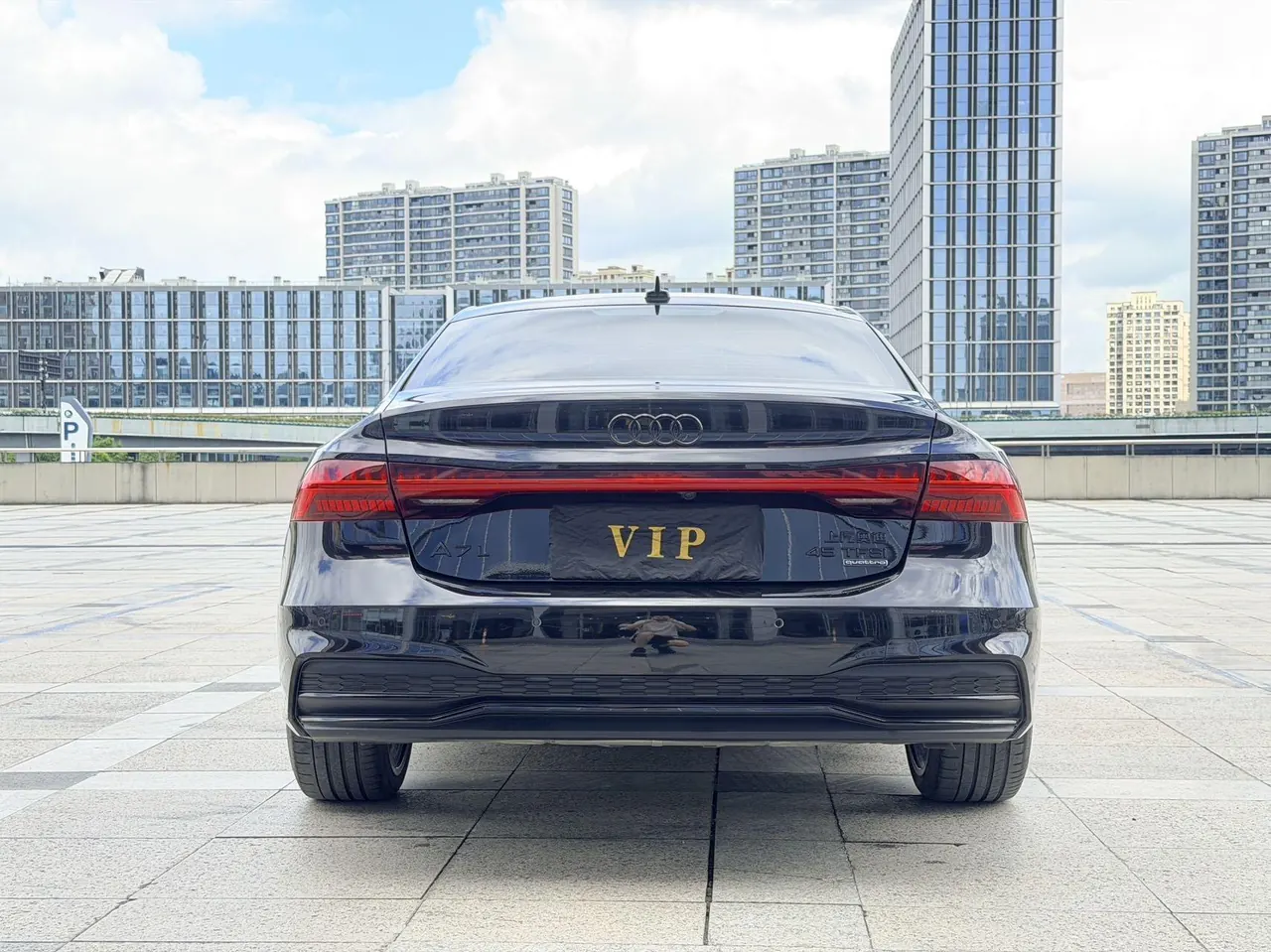 Audi 2024 A7L 2.0TFSI 45TFSI Quattro S-line Black Samurai Edition Automatic Gear 13