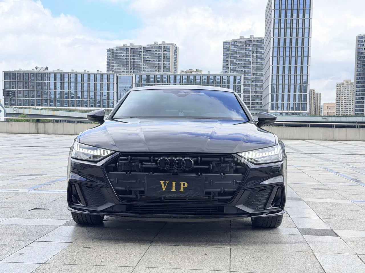 Audi 2024 A7L 2.0TFSI 45TFSI Quattro S-line Black Samurai Edition Automatic Gear 2