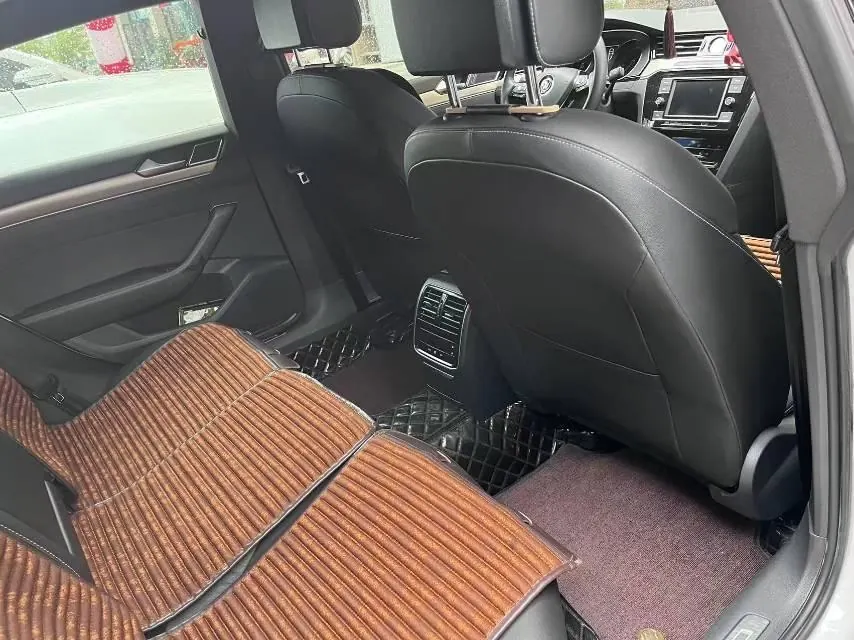 Volkswagen 2020 CC 2.0TSI 330TSI Huayan Edition Automatic Gear 3