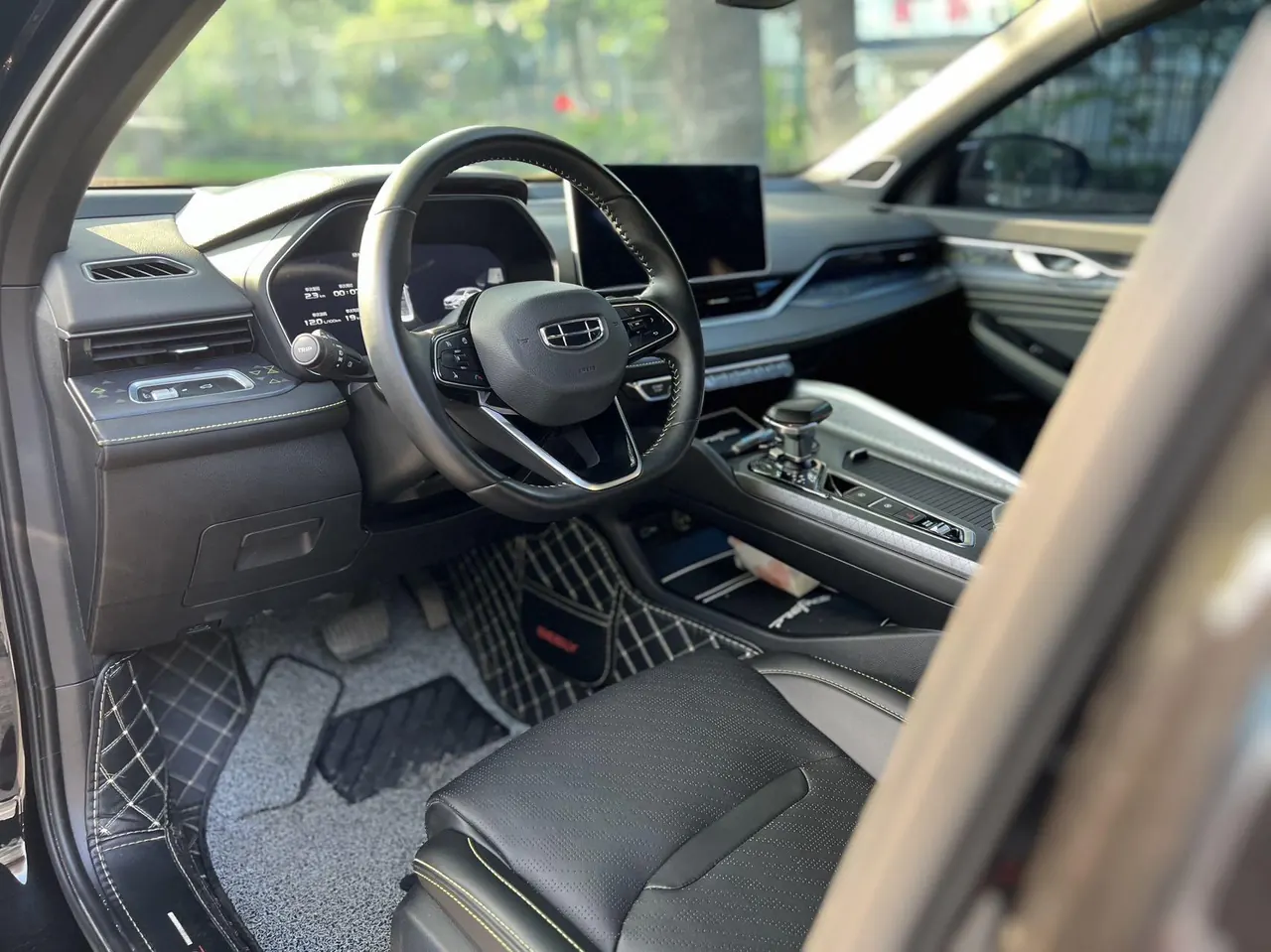 Geely 2023 Xingrui 1.5TD Kunlun Edition Automatic Gear 2