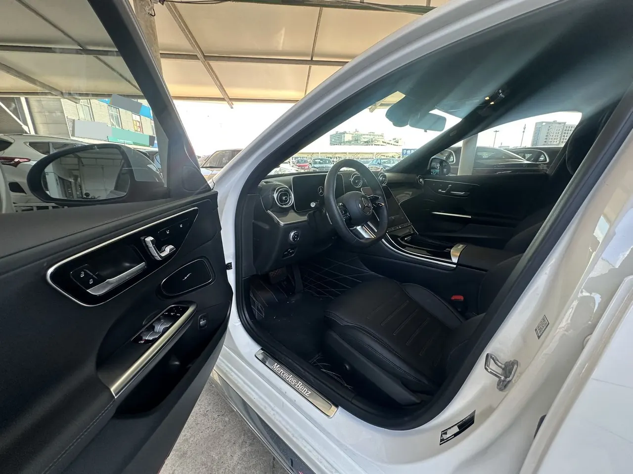 Mercedes Benz Class C 2023 C 260 L 48V 1.5T Automatic 5