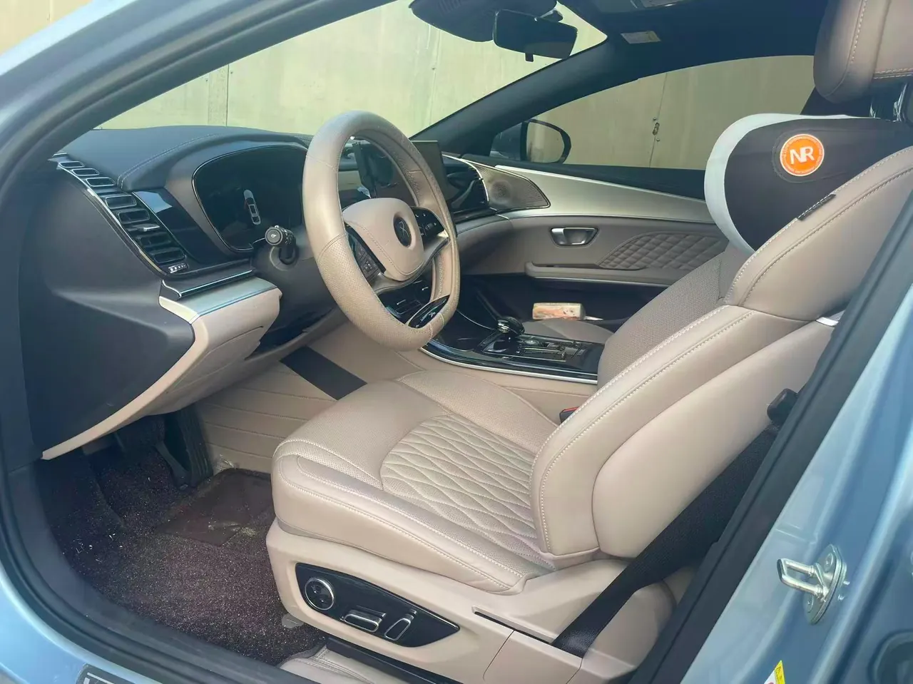 BYD 2025 Han EV 605KM noble automatic gear 3