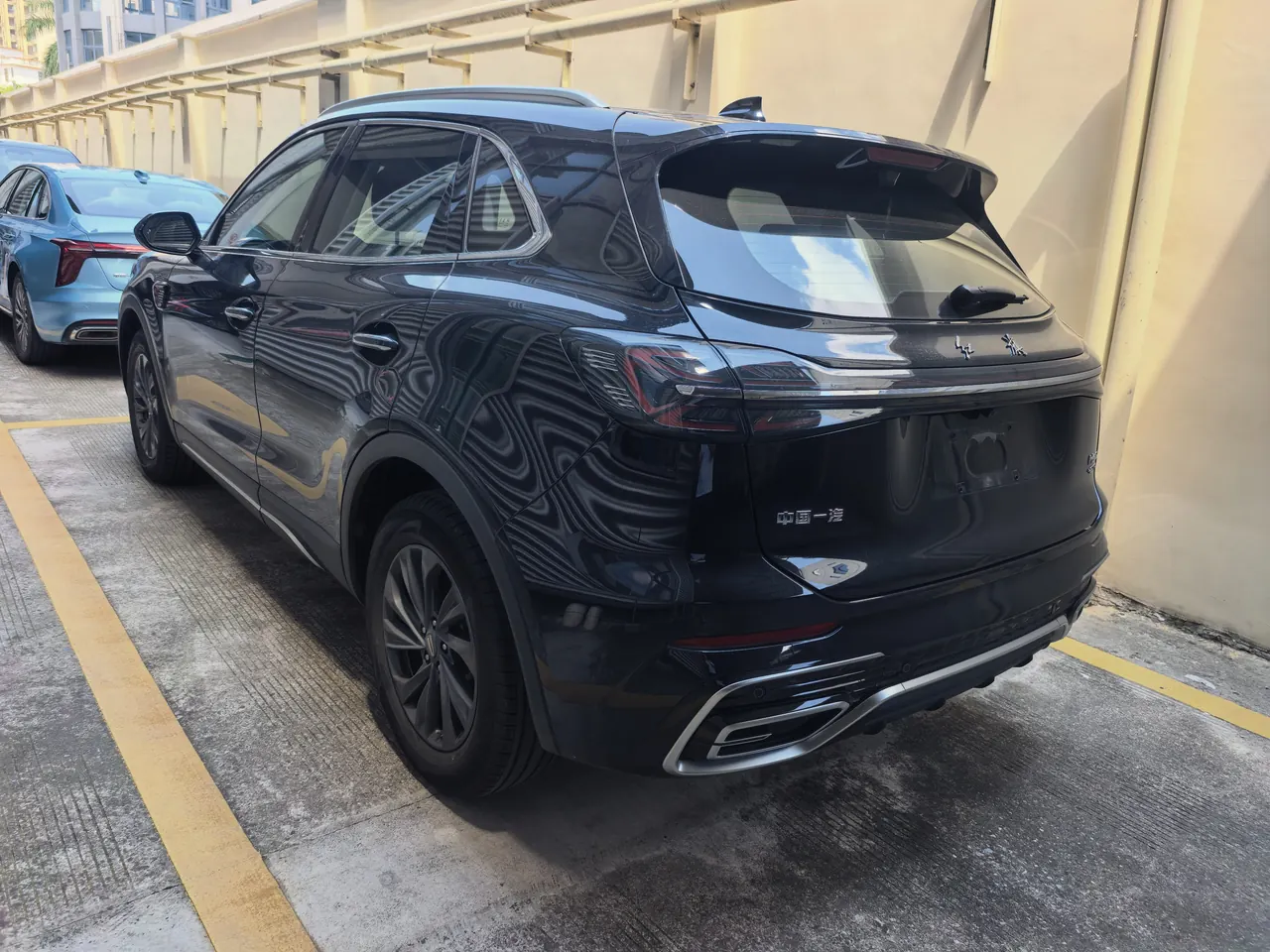 HongQi 2025 HS5 2.0T Two-Drive Flag Enjoy Pro Edition Automatic Gear 3