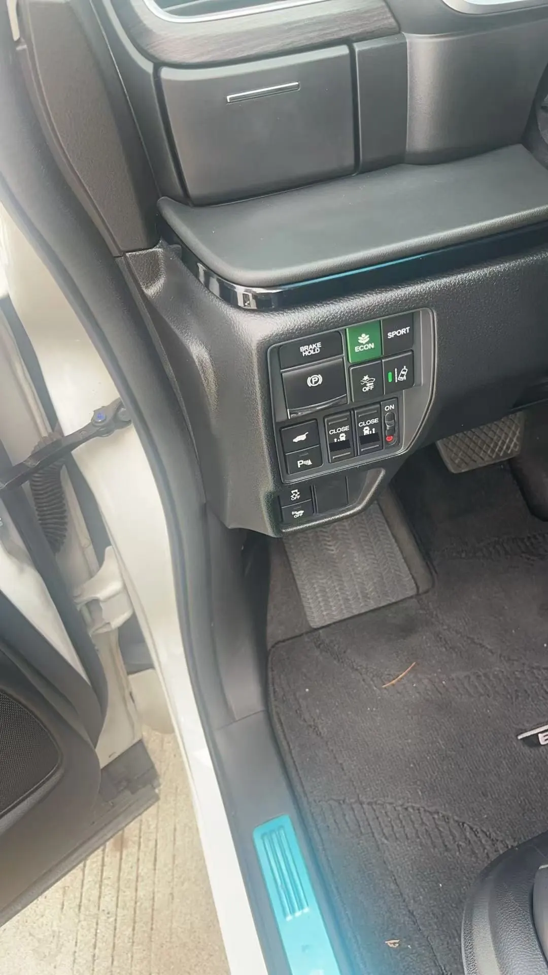 Honda 2022 Ailishen Hybrid 2.0 Stepless Extreme Edition Automatic Gear 6