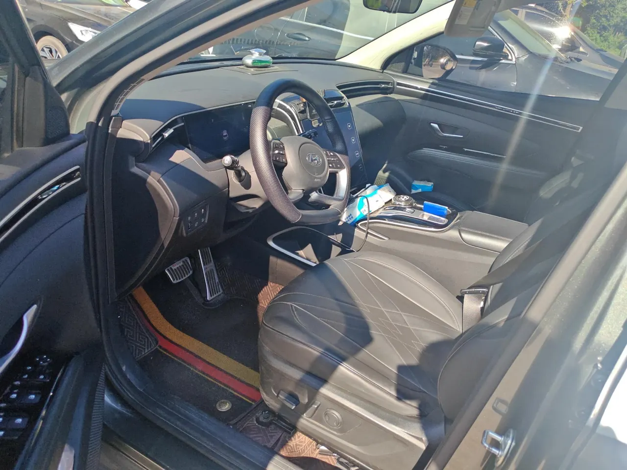 Hyundai 2023 Tousheng L 1.5T LUX Premium Edition Automatic Gear 3