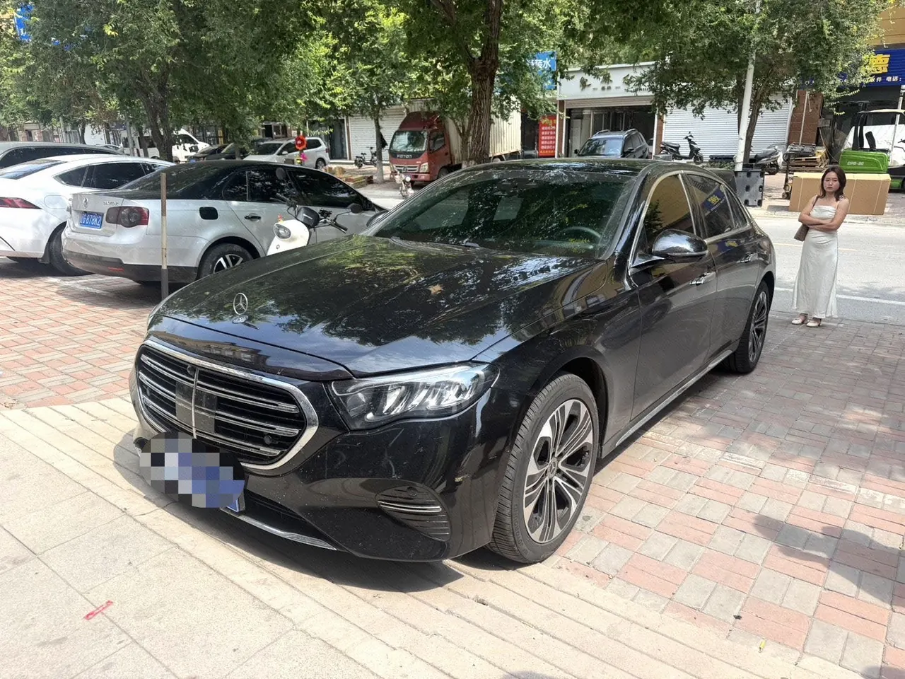 打开图片灯箱:Mercedes Benz E Class 2025 E 300 L 48V 2.0T Luxury (Modified) Automatic Gear
