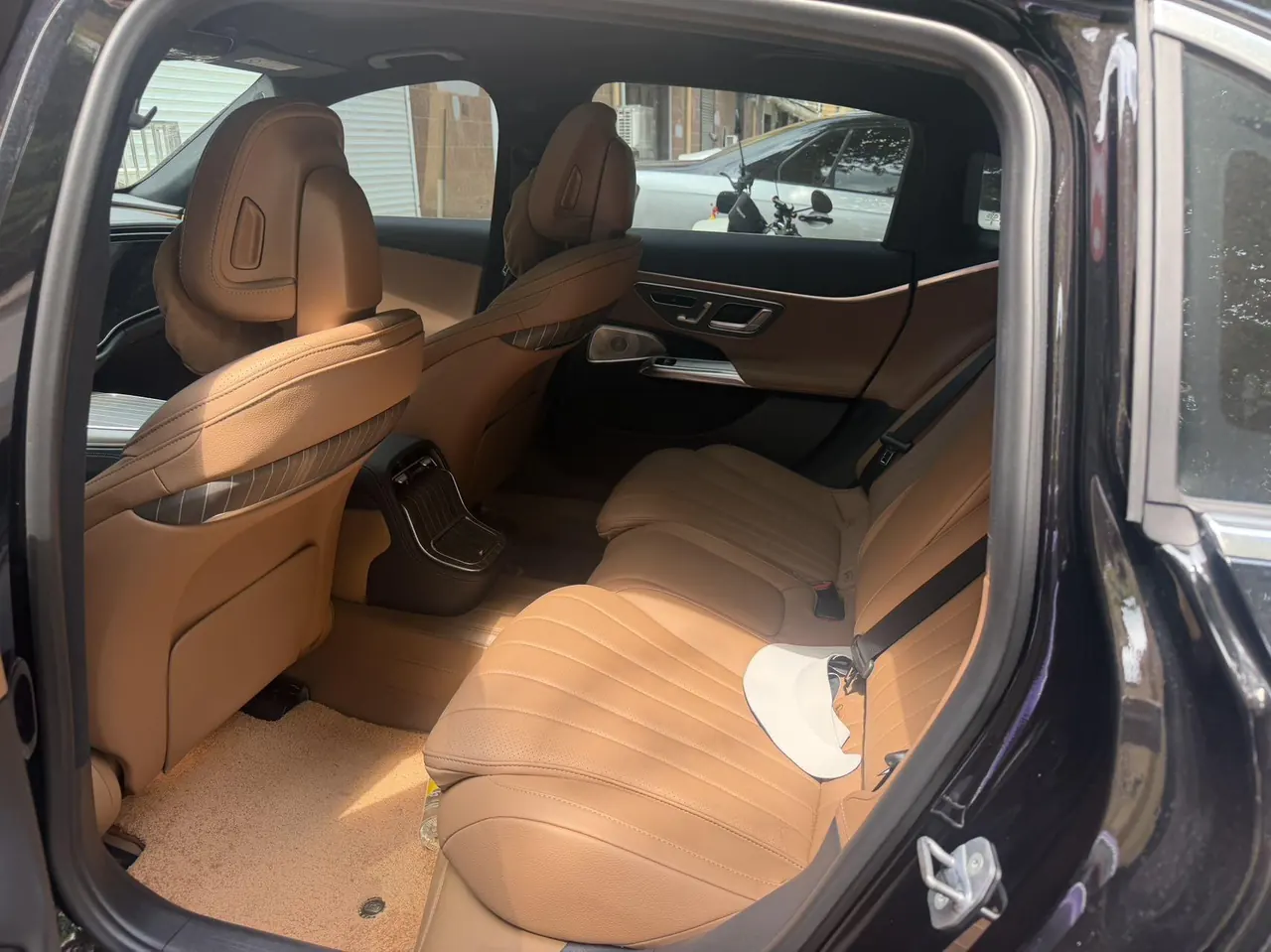 Mercedes Benz E Class 2025 E 300 L 48V 2.0T Luxury (Modified) Automatic Gear 9