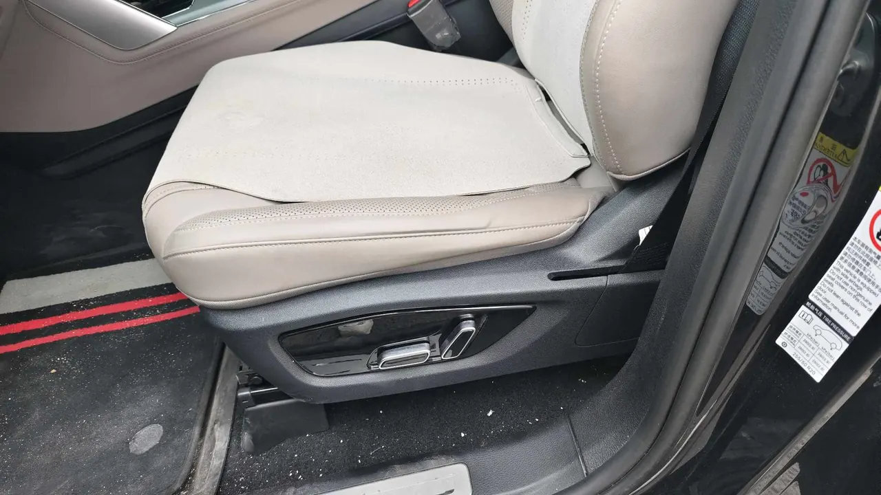 BYD Tang New Energy 2025 Tang DM-i 1.5T Stepless 115KM Honorable Automatic Gear 10