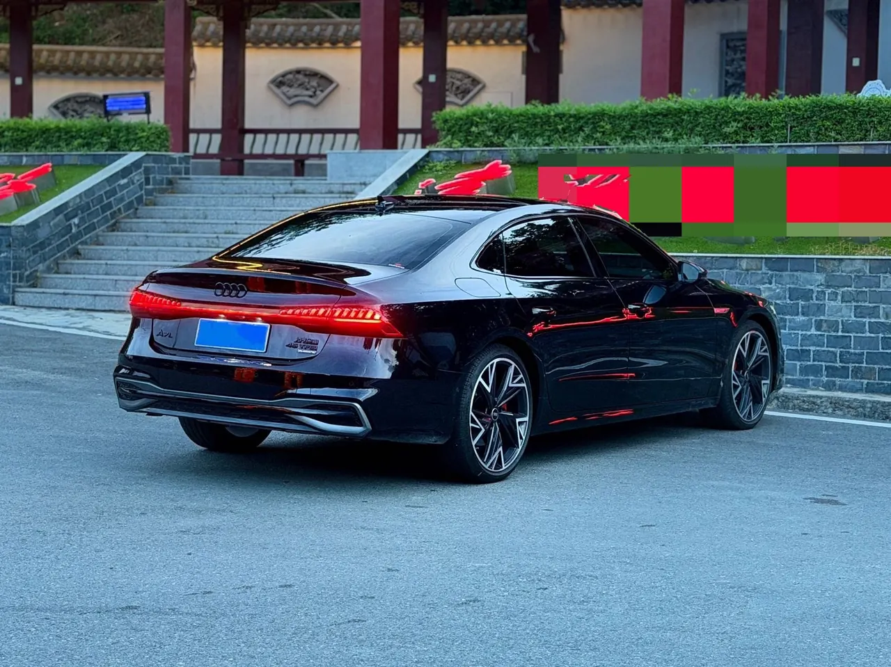 Audi 2024 A7L 2.0TFSI 45TFSI Quattro Black Samurai Edition Automatic Gear 7