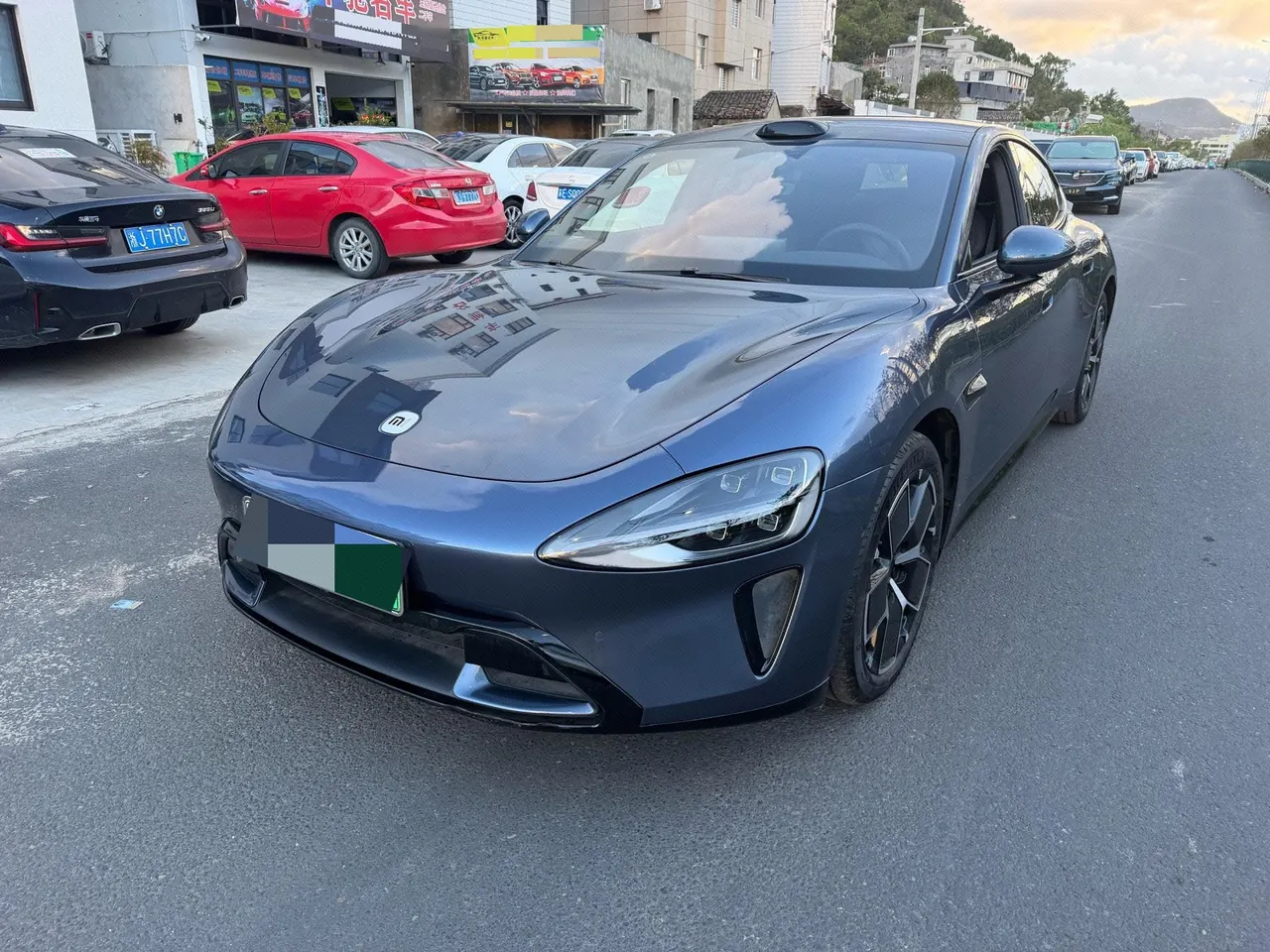 Open image lightbox: MI 2024 SU 7 700km Rear Drive Standard Founding Edition Automatic Gear