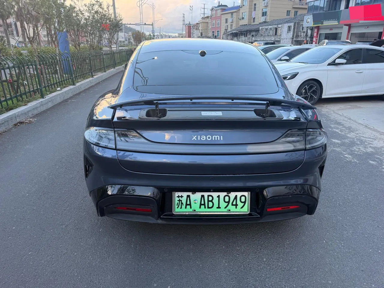 MI 2024 SU 7 700km Rear Drive Standard Founding Edition Automatic Gear 3